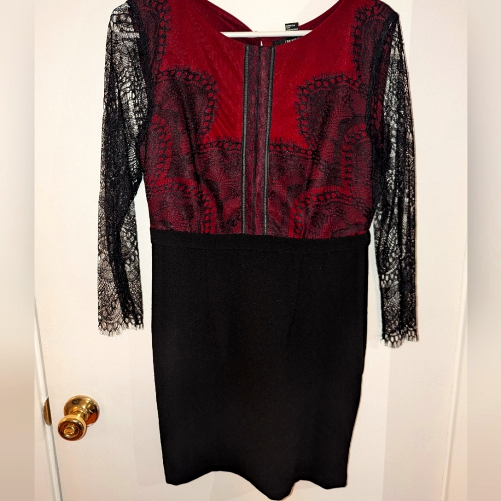 Forever 21 Burgundy and black lace dress